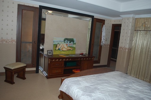 Bedroom-Master Bedroom