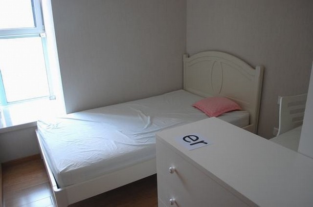 Bedroom-Master Bedroom