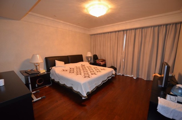 Bedroom-Master Bedroom