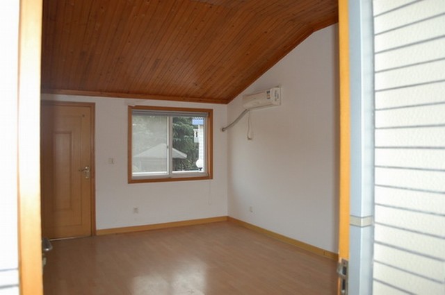 Bedroom-2nd Bedroom