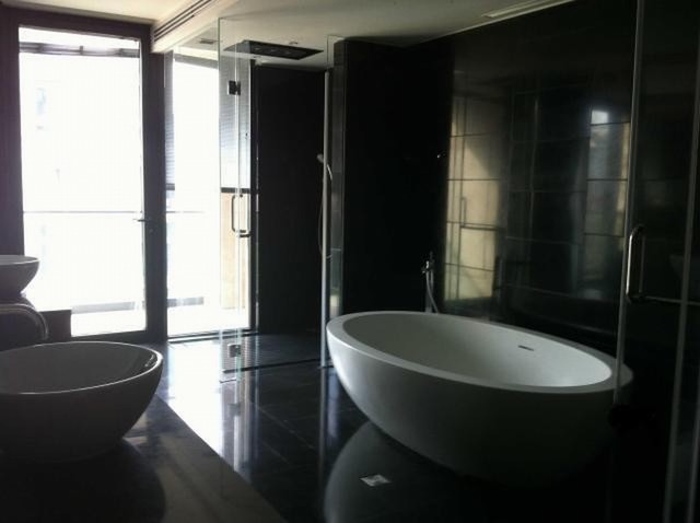 Bathroom-Master Bathroom