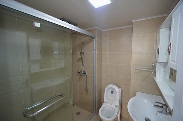Bathroom-2nd Bathroom