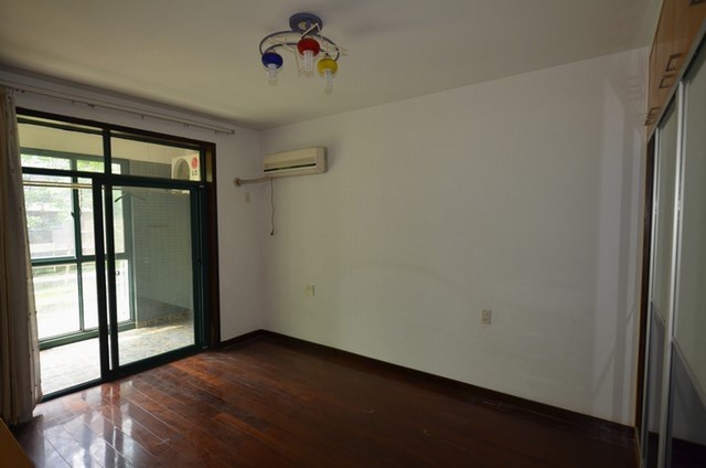 Bedroom-2nd Bedroom