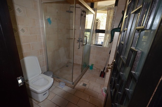 Bathroom-2nd Bathroom