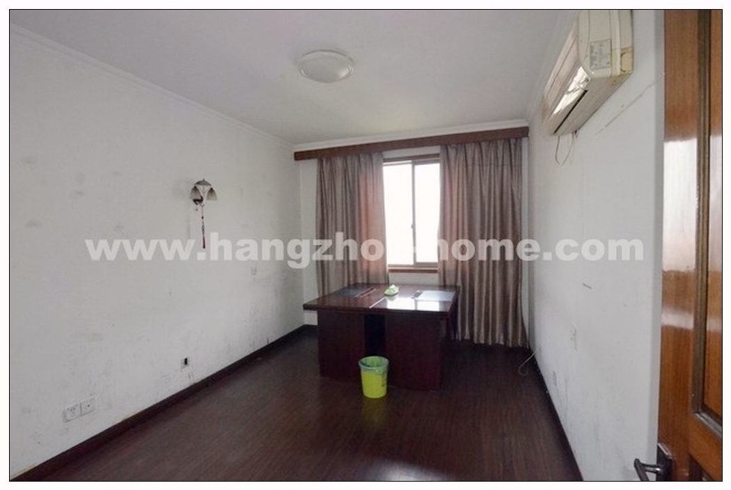 Bedrooms-2nd Bedroom