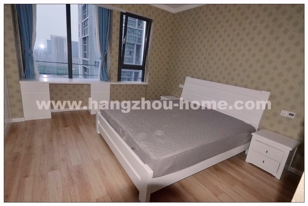Bedrooms-Master Bedroom
