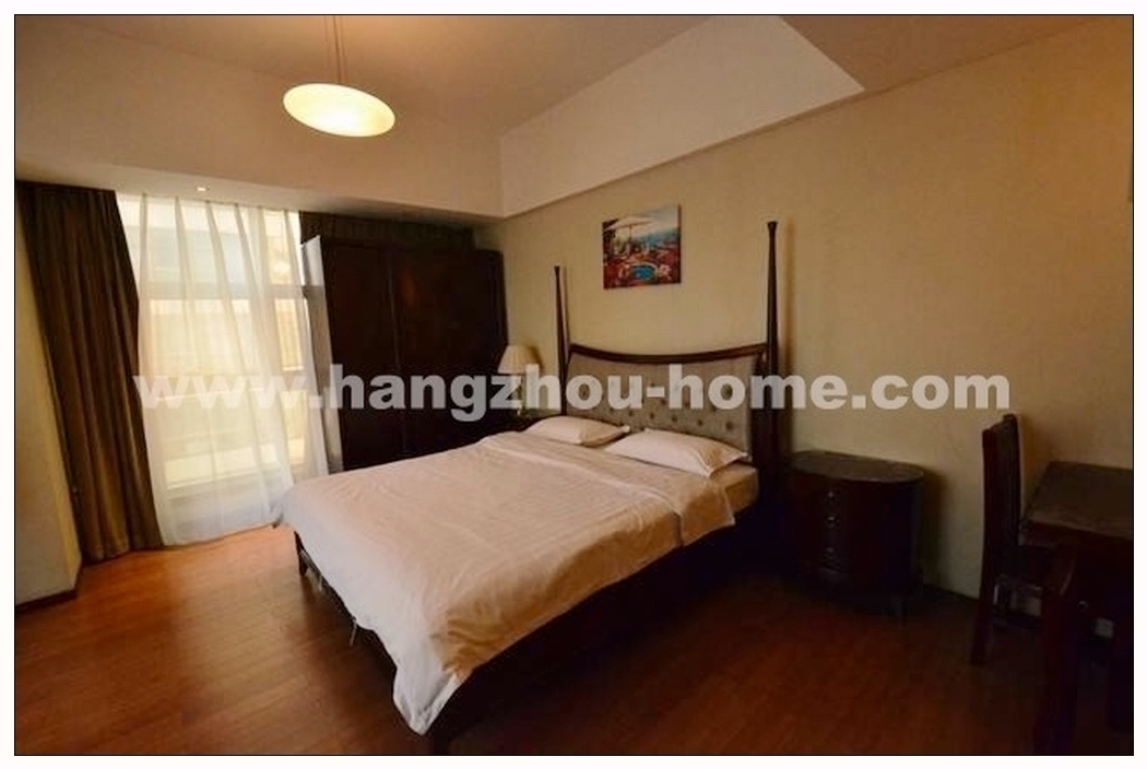 Bedrooms-Master Bedroom