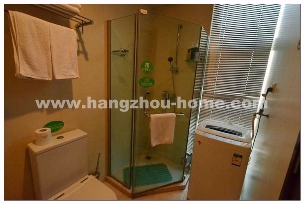 Bathrooms-Master Bathroom