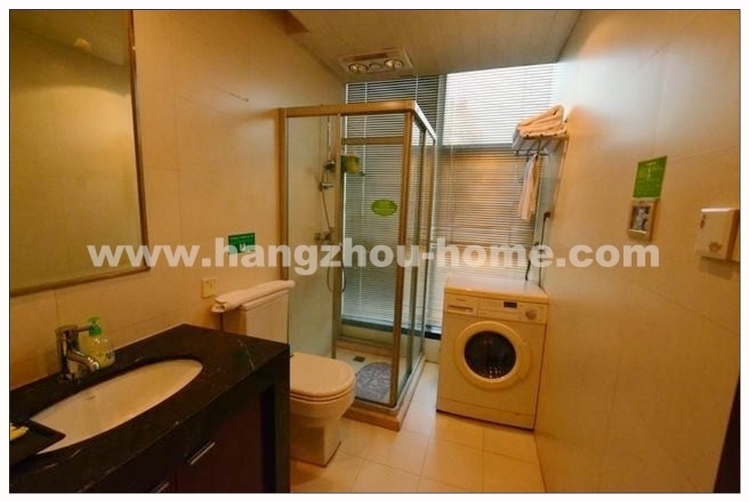Bathrooms-Master Bathroom