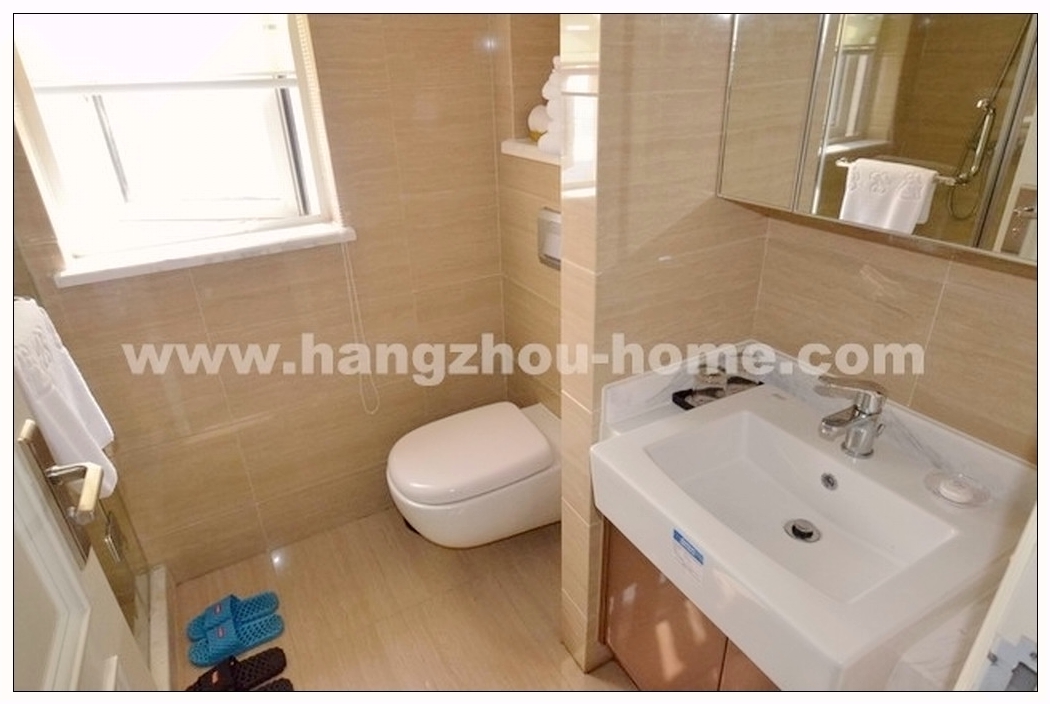 Bathrooms-Master Bathroom
