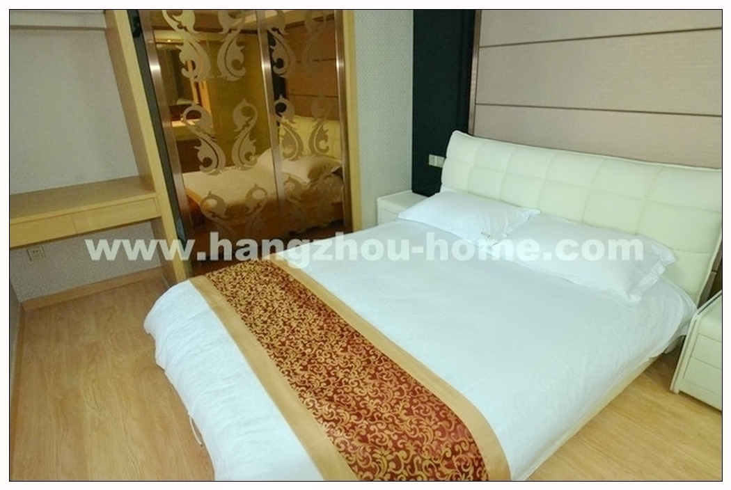 Bedrooms-Master Bedroom
