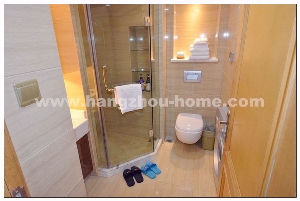 Bathrooms-Master Bathroom