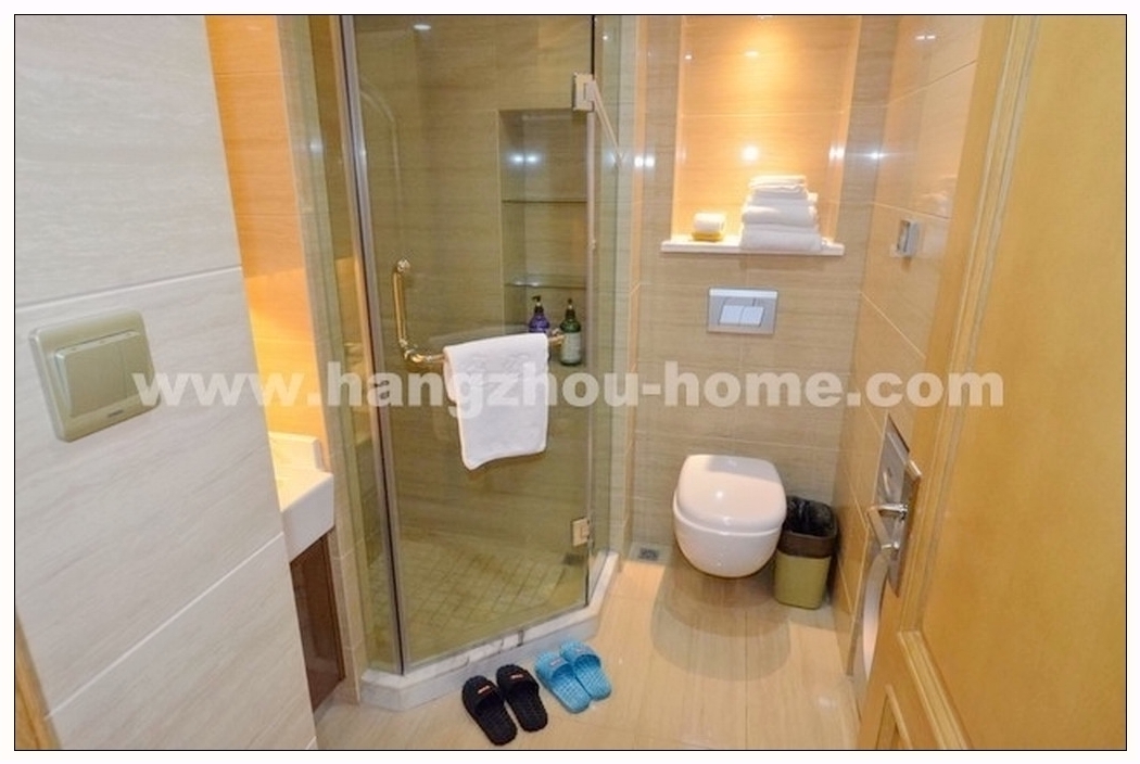 Bathrooms-Master Bathroom