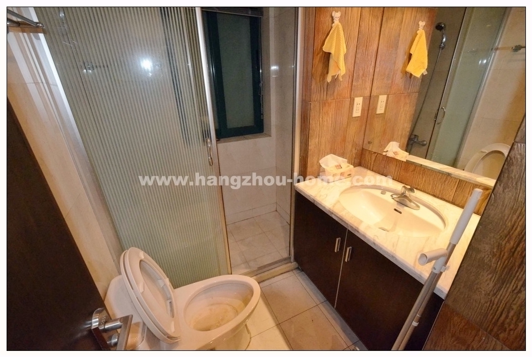 Bathrooms-Master Bathroom