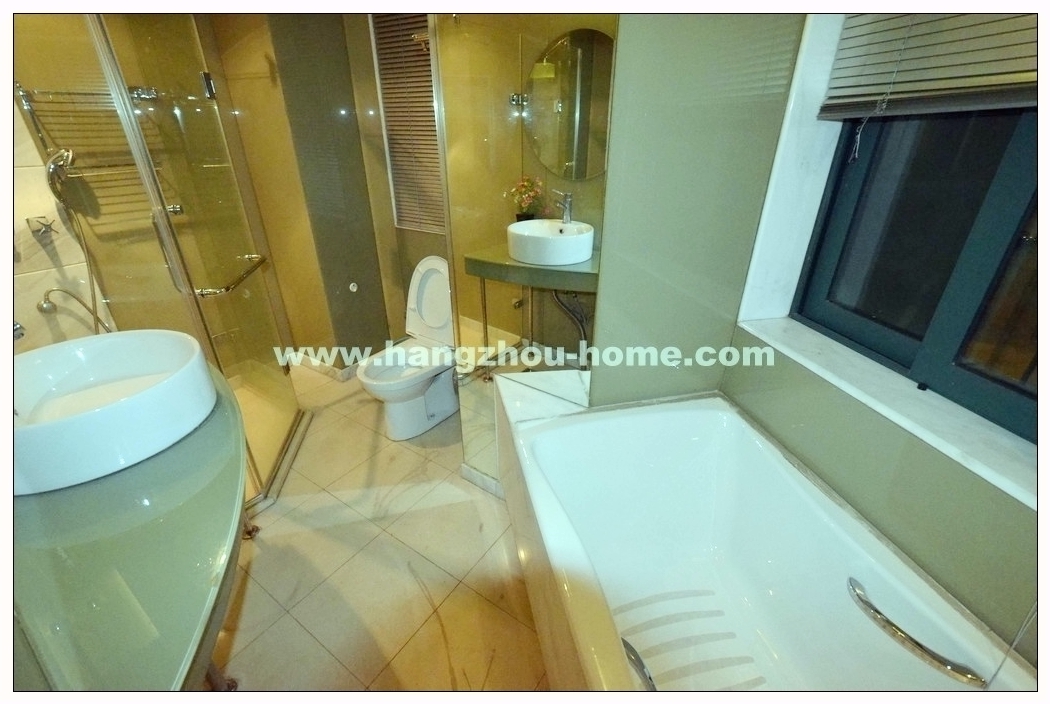Bathrooms-Master Bathroom