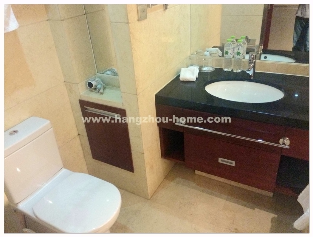 Bathrooms-Master Bathroom
