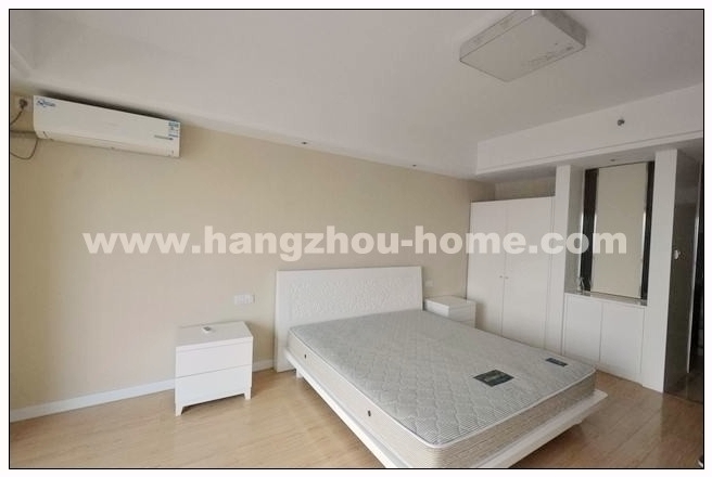 Bedrooms-Master Bedroom