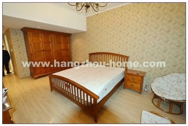 Bedrooms-Master Bedroom