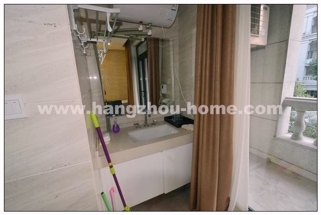 Bathrooms-Master Bathroom