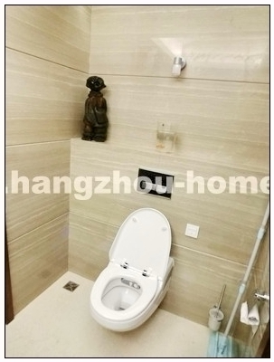 Bathrooms-Master Bathroom