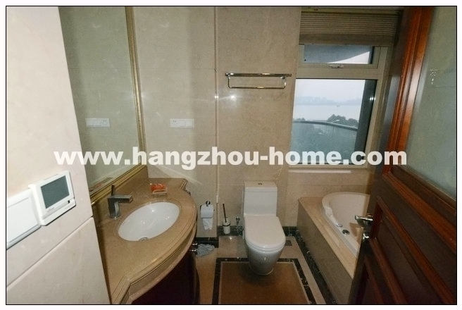 Bathrooms-Master Bathroom