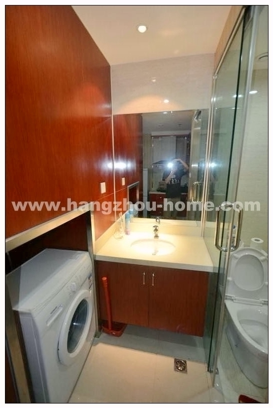Bathrooms-Master Bathroom