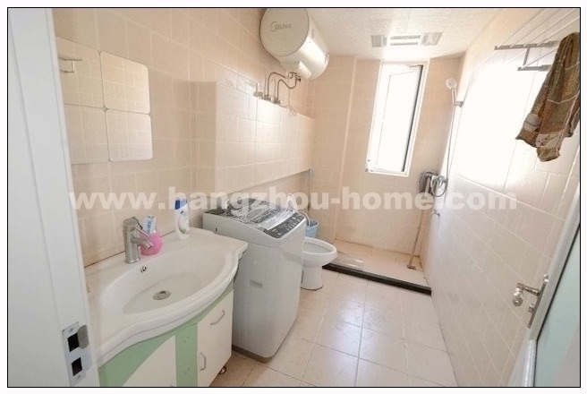 Bathrooms-Master Bathroom