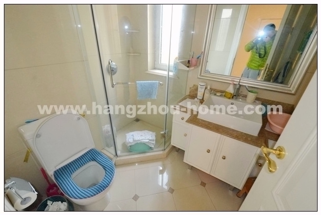 Bathrooms-2nd Bathroom