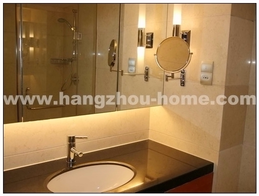 Bathrooms-Master Bathroom