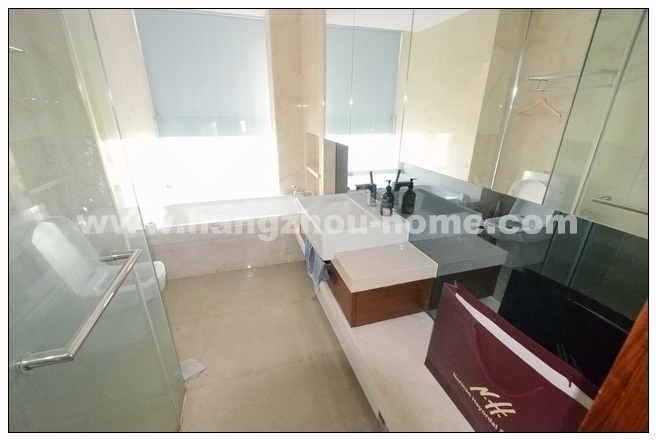 Bathrooms-Master Bathroom