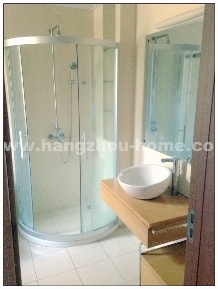 Bathrooms-Master Bathroom