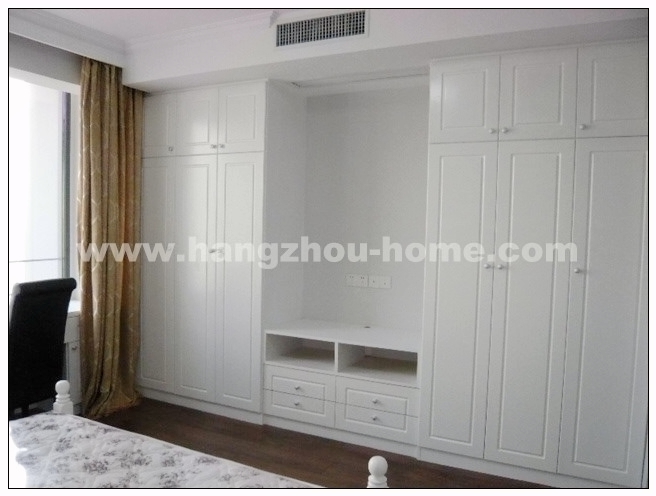 Bedrooms-Master Bedroom
