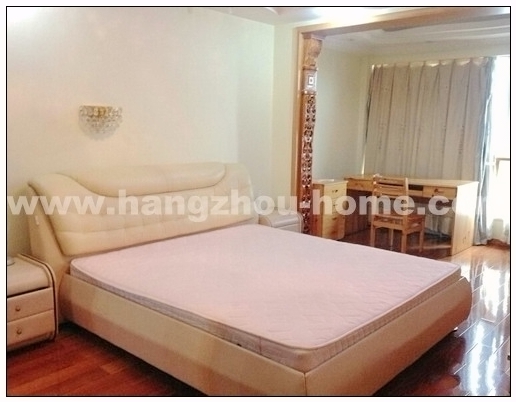 Bedrooms-Master Bedroom