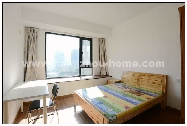 Bedrooms-Master Bedroom