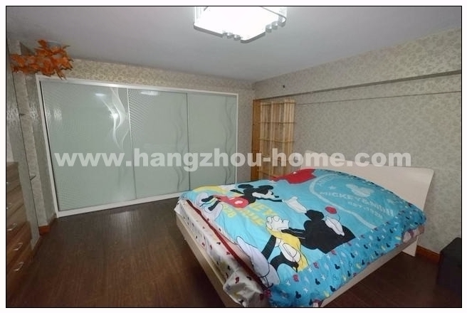 Bedrooms-Master Bedroom