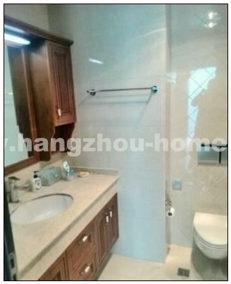 Bathrooms-Master Bathroom