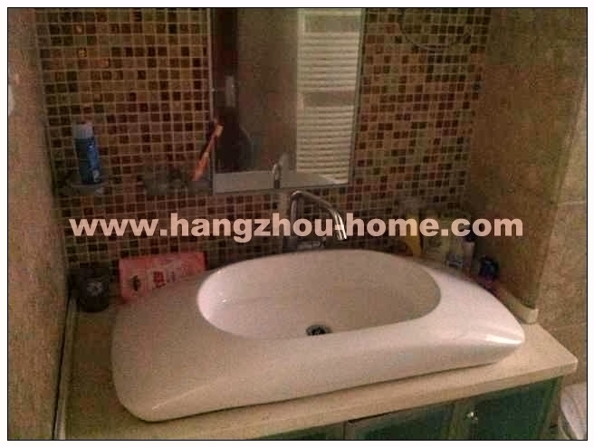 Bathrooms-Master Bathroom