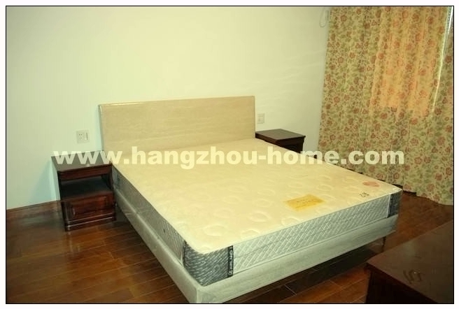 Bedrooms-Master Bedroom