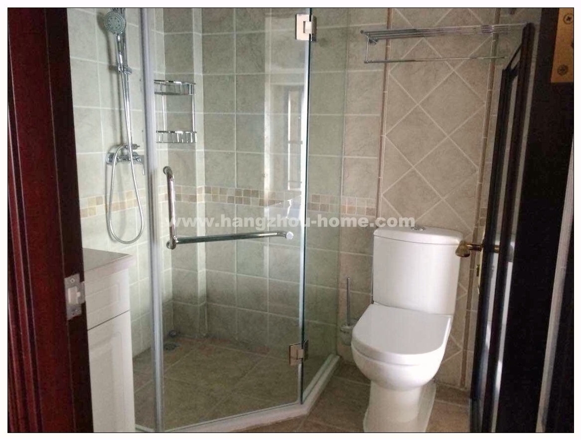 Bathrooms-Master Bathroom