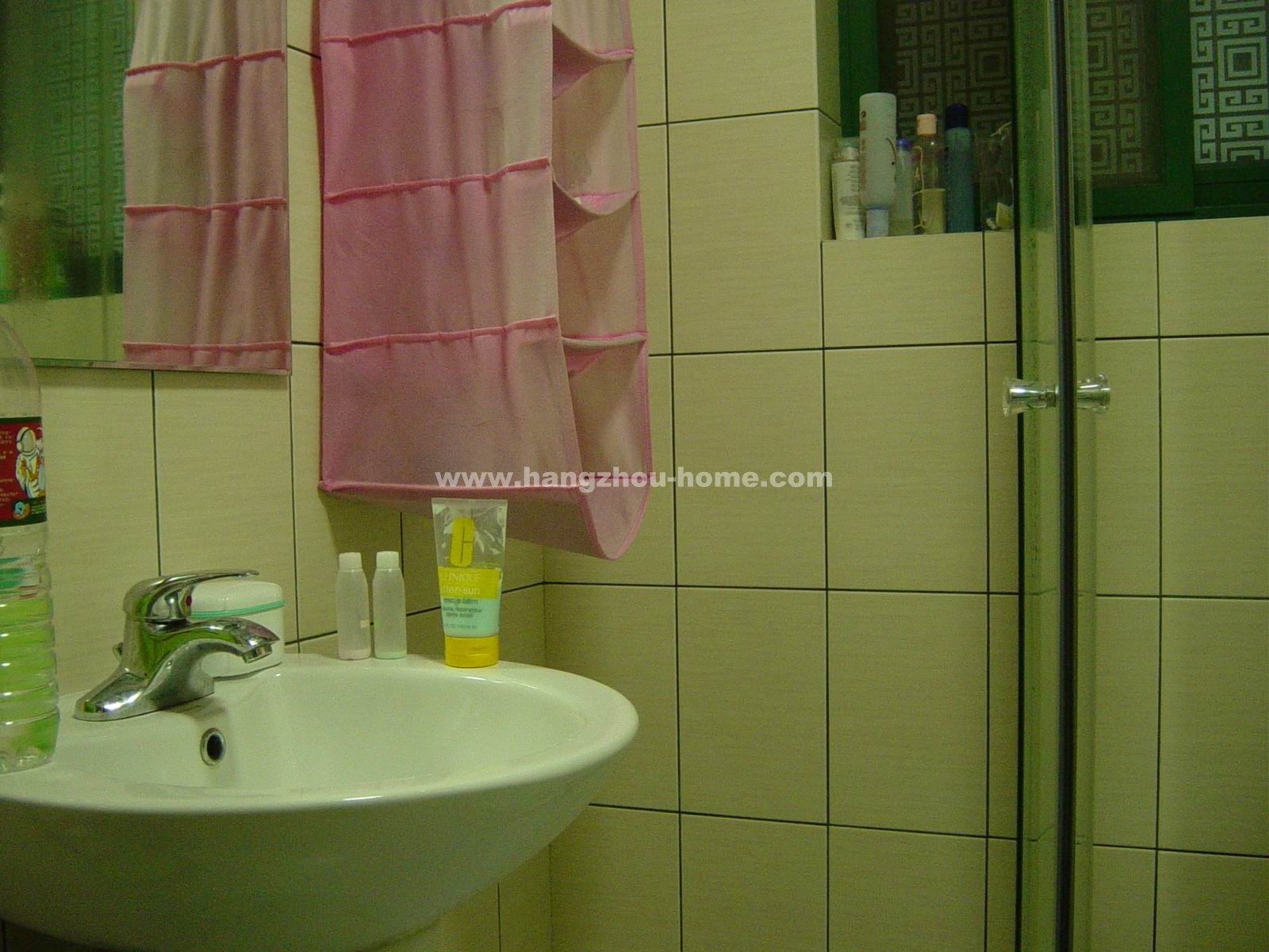Bathrooms-Master Bathroom