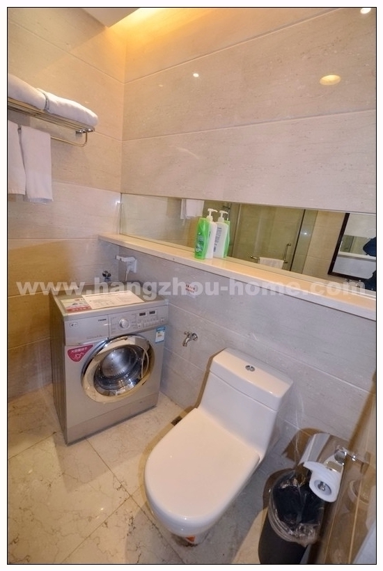 Bathrooms-Master Bathroom