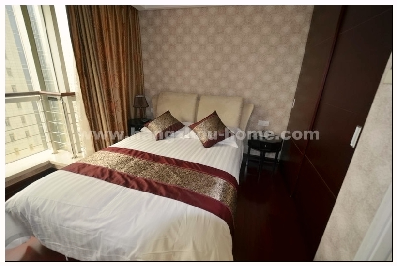 Bedrooms-Master Bedroom