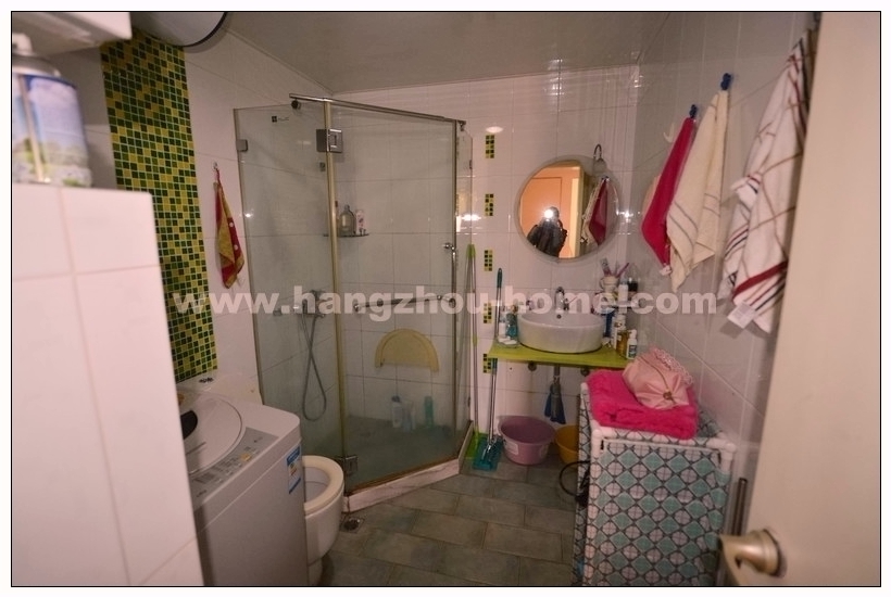 Bathrooms-Master Bathroom