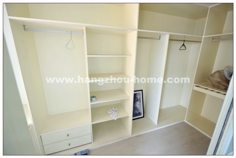 Bedrooms-Master Bedroom