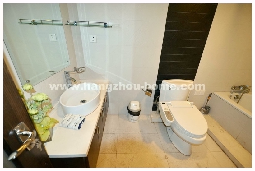 Bathrooms-Master Bathroom
