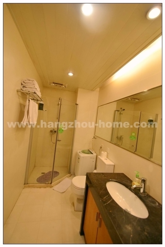 Bathrooms-Master Bathroom