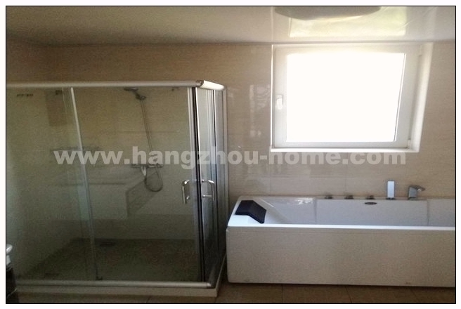 Bathrooms-Master Bathroom
