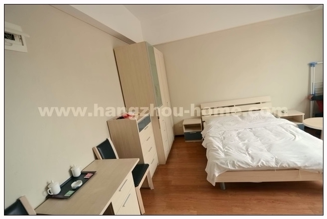 Bedrooms-Master Bedroom