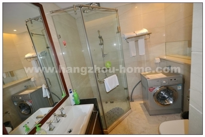 Bathrooms-Master Bathroom