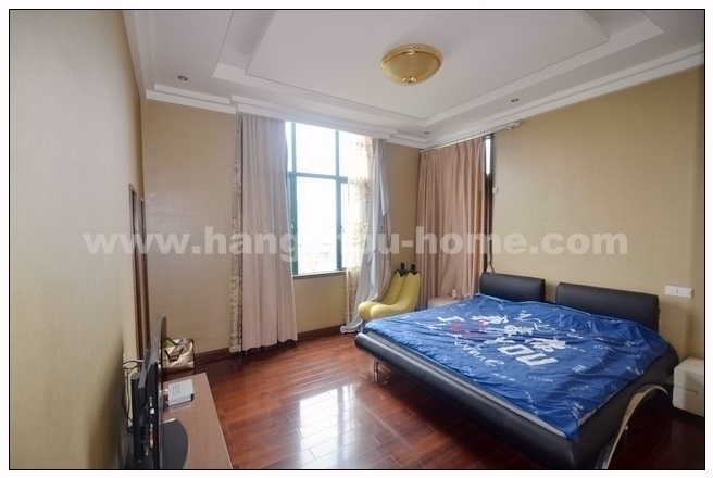 Bedrooms-Master Bedroom